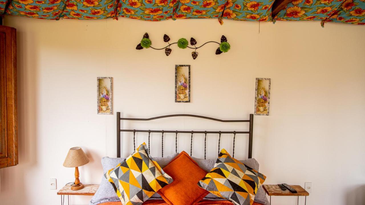 Casa De Maria Hotell Tiradentes Eksteriør bilde